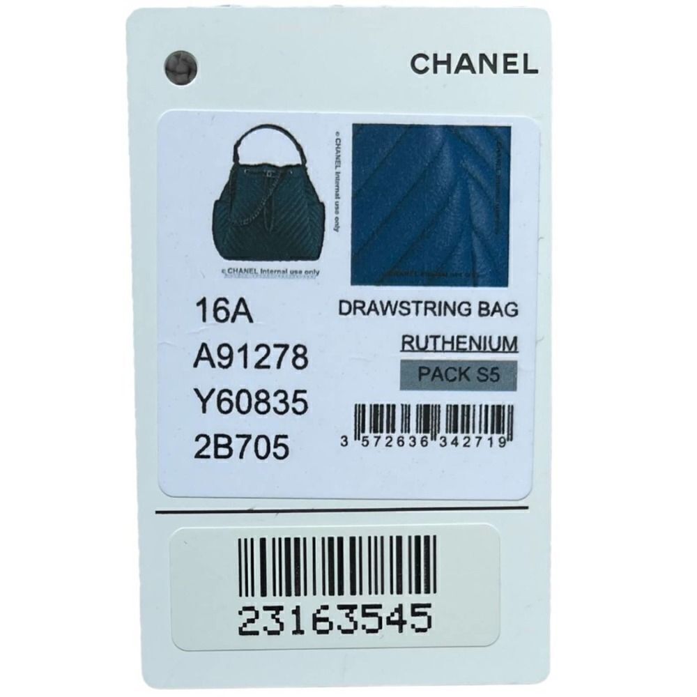 Chanel Medium Drawstring Chevron Handbag Bucket - Picture 13 of 16